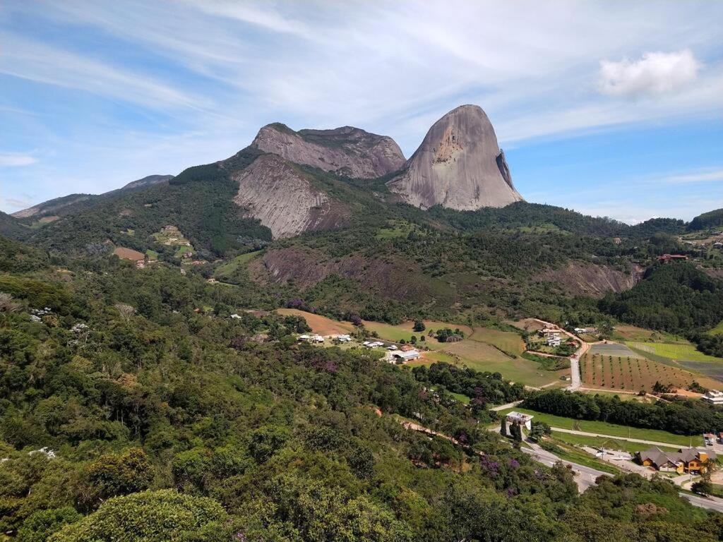 Apart Hotel Vista Azul - Hospedagem Nas Montanhas ドミンゴス・マルチンス エクステリア 写真